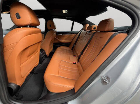2020 BMW 5 Series 540i