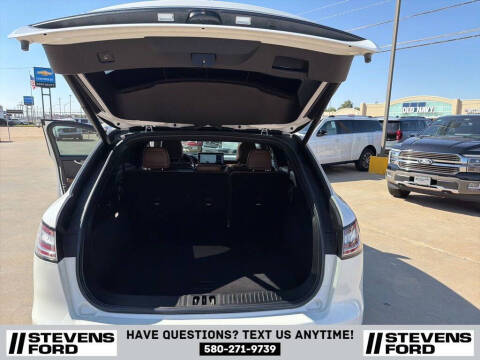 2021 Lincoln Nautilus Reserve