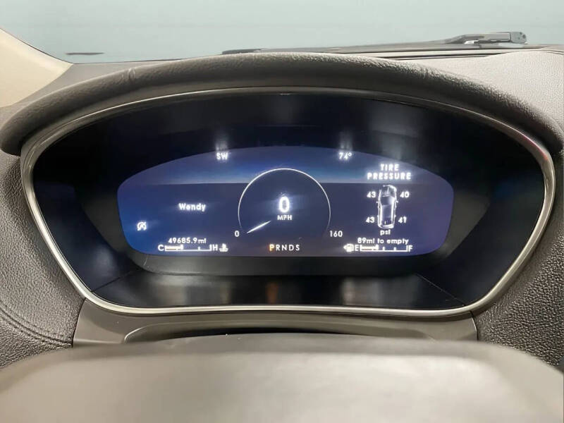 2019 Lincoln Nautilus Select