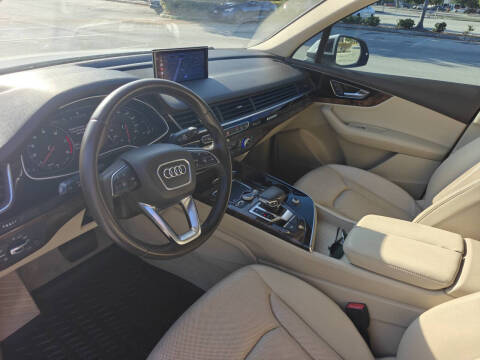 2017 Audi Q7 2.0T quattro Premium Plus