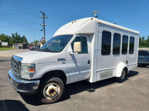 2011 Ford E-Series E-350 SD