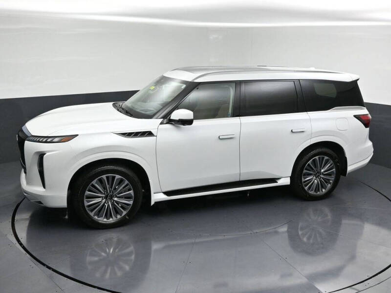 2026 Infiniti QX80 Luxe