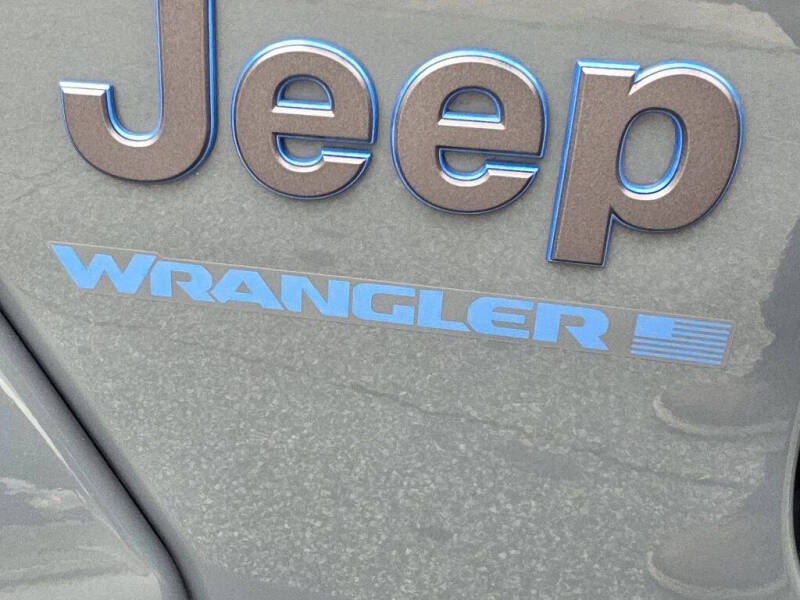 2025 Jeep Wrangler Sahara 4xe