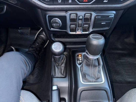 2025 Jeep Gladiator Sport S