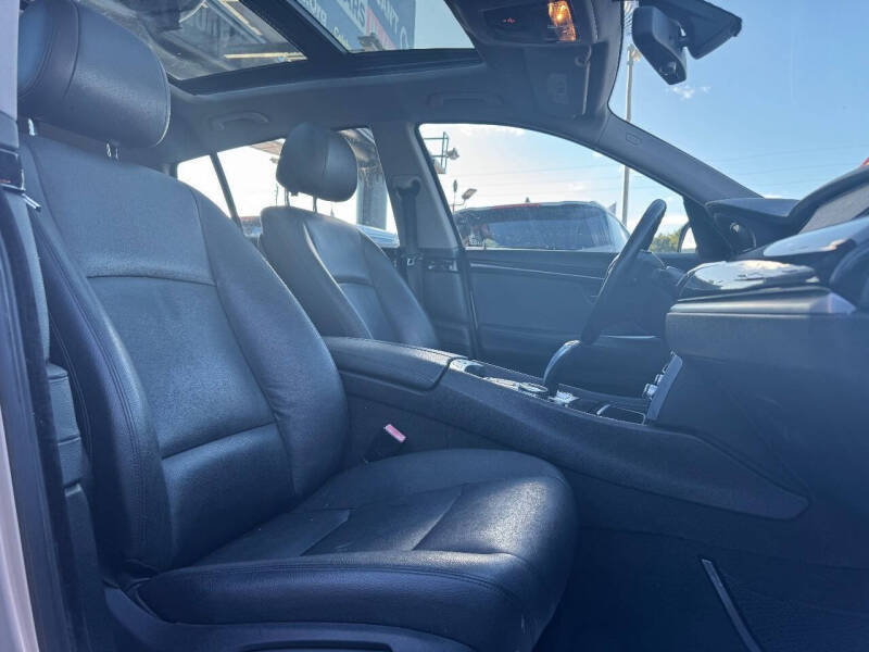 2014 BMW 5 Series 535i Gran Turismo