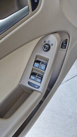 2010 Audi A4 2.0T quattro Avant Premium