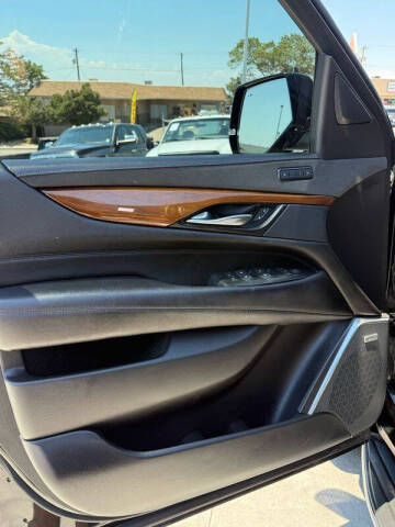 2020 Cadillac Escalade Luxury