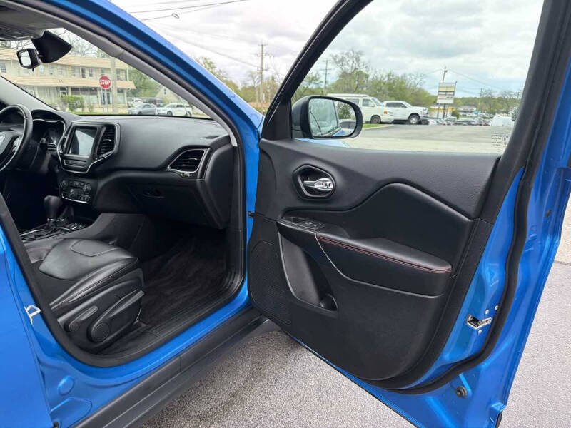 2019 Jeep Cherokee Trailhawk