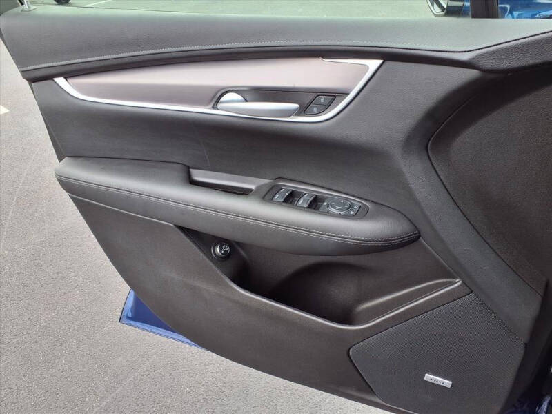 2024 Cadillac XT5 Luxury