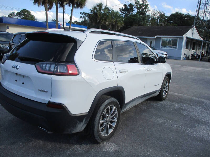 2019 Jeep Cherokee Latitude Plus