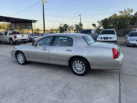 2007 Lincoln Town Car Signature