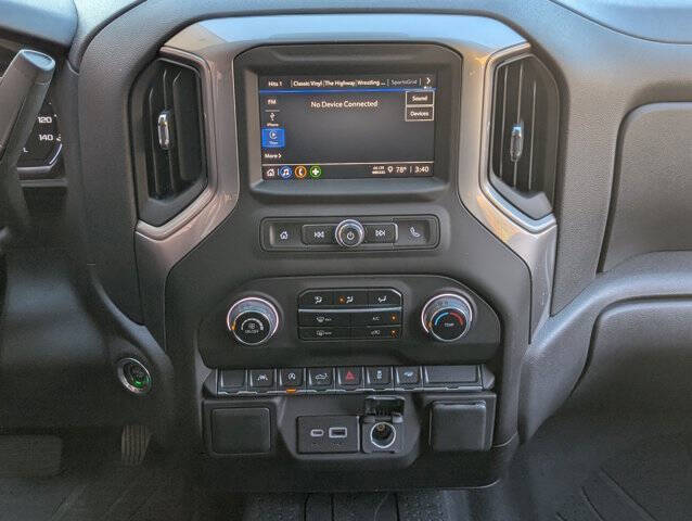 2024 Chevrolet Silverado 1500 Custom