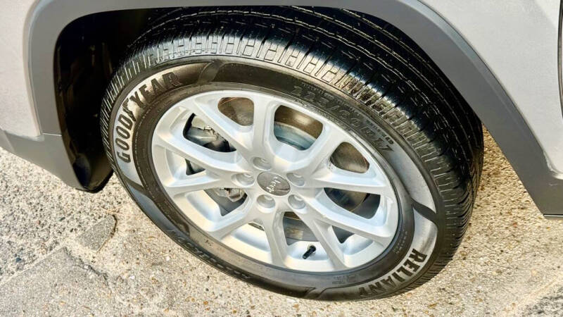 2018 Jeep Cherokee Latitude Plus