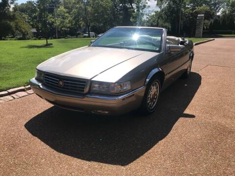 2000 Cadillac Eldorado for sale at Bogie's Motors in Saint Louis MO