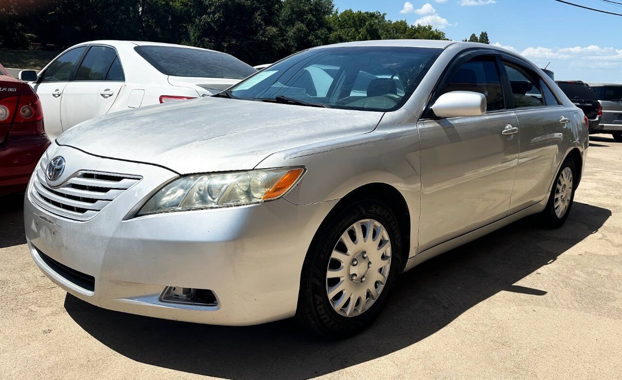 Silver 2008 Toyota Camry Base Base 4dr Sedan 5A 1