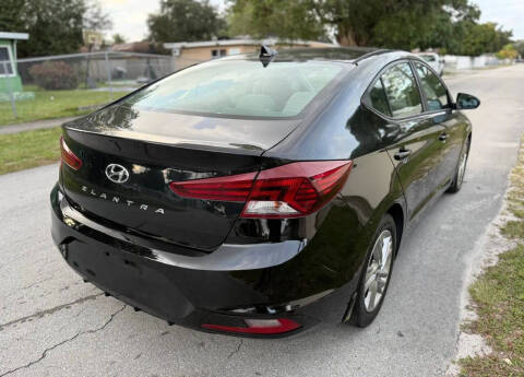 2020 Hyundai Elantra