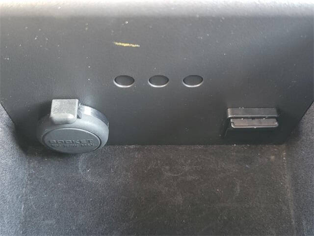 2013 Infiniti G37 Sedan x