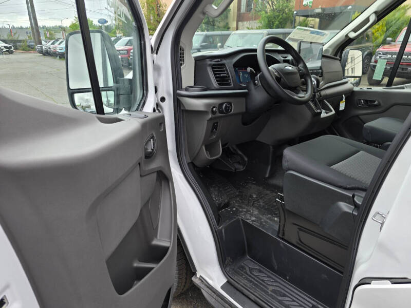 2026 Ford Transit 250