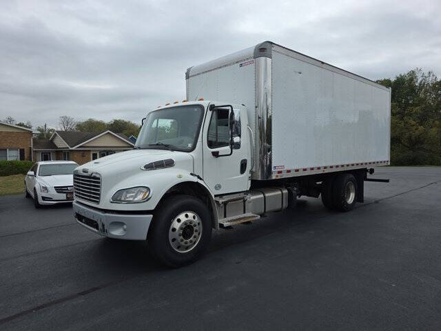 2015 Freightliner M2 106