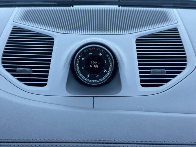 2024 Porsche Cayenne Turbo E-Hybrid Coupe