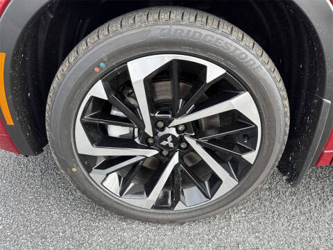 2025 Mitsubishi Outlander PHEV SEL