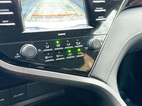 2020 Toyota Camry LE