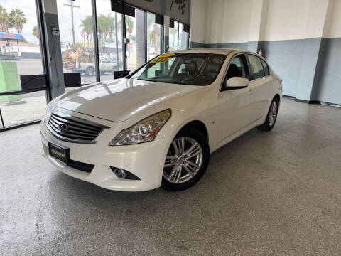 2015 Infiniti Q40