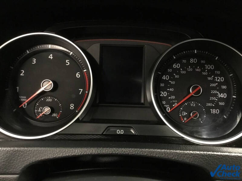 2017 Volkswagen Golf GTI SE