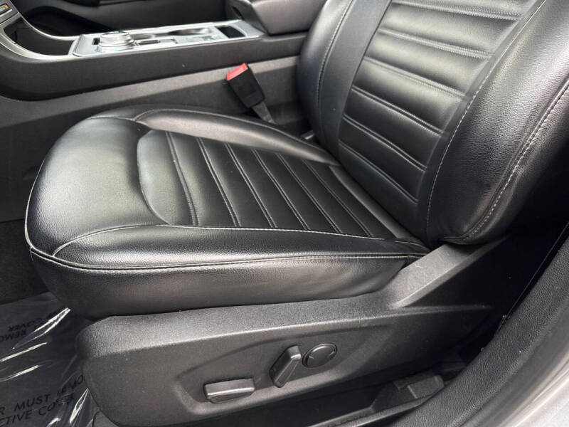 2021 Ford Edge SEL