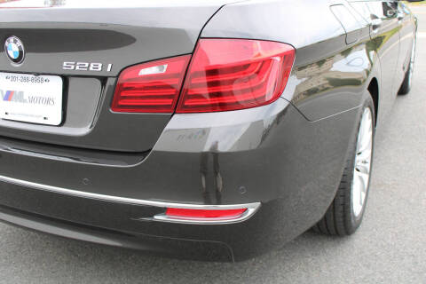 2015 BMW 5 Series 528i xDrive