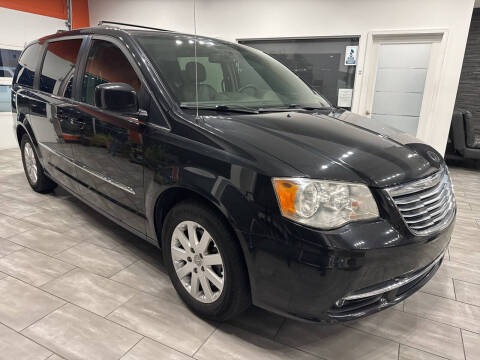 2013 Chrysler Town and Country Touring
