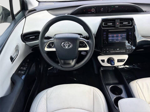 2016 Toyota Prius Two