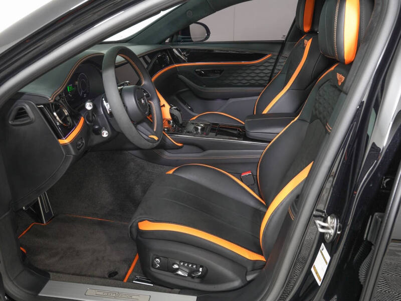 2025 Bentley Flying Spur