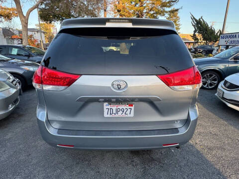 2014 Toyota Sienna