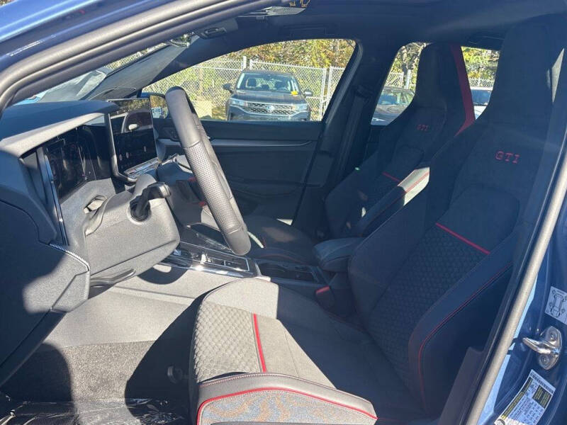 2026 Volkswagen Golf GTI SE