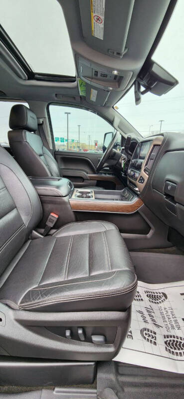 2017 GMC Sierra 3500HD Denali