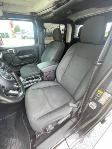 2020 Jeep Gladiator Sport