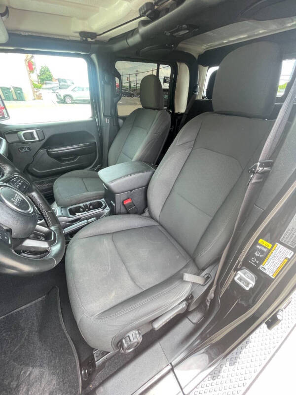 2020 Jeep Gladiator Sport