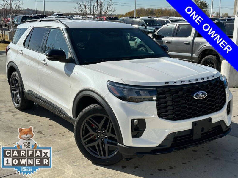 2025 Ford Explorer ST-Line