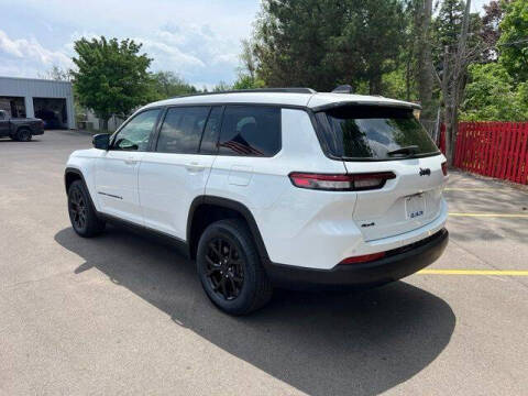 2024 Jeep Grand Cherokee L Altitude