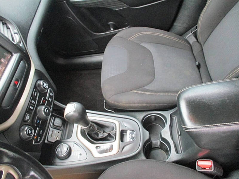 2016 Jeep Cherokee