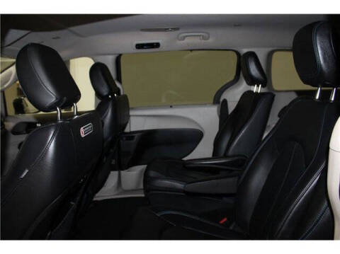 2021 Chrysler Pacifica Hybrid Touring L