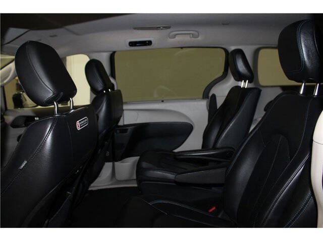2021 Chrysler Pacifica Hybrid Touring L