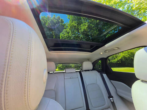2017 Jaguar F-PACE 35t Prestige