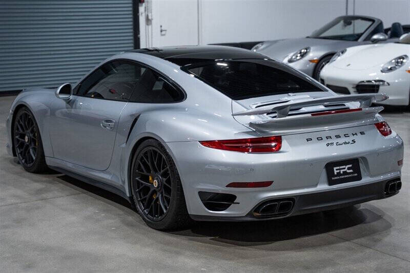2014 Porsche 911 Turbo S