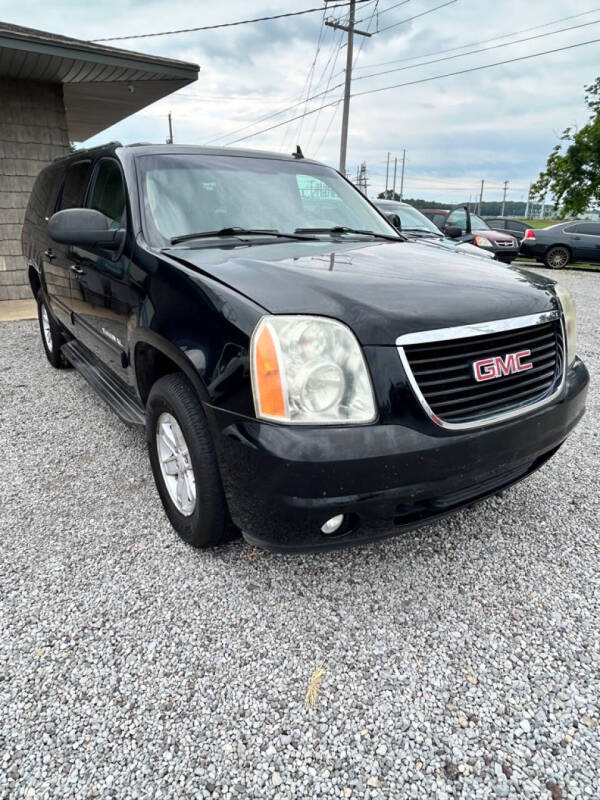 2011 GMC Yukon XL SLT photo 3