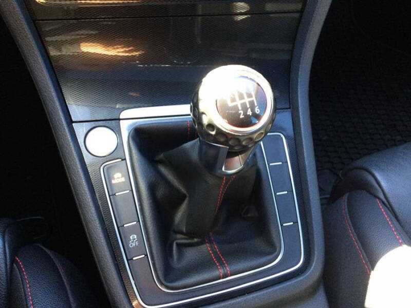 2017 Volkswagen Golf GTI