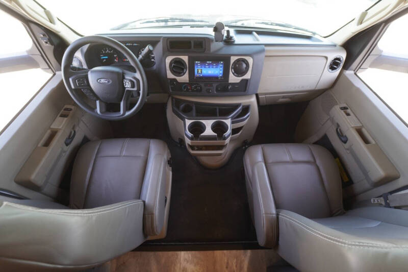 2023 Thor Motor Coach Quantum