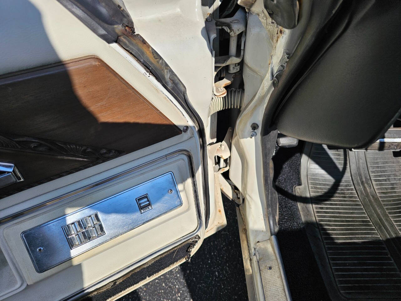 1973 Pontiac Grand Ville 74