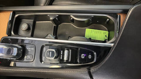 2017 Volvo XC90 T8 eAWD Excellence